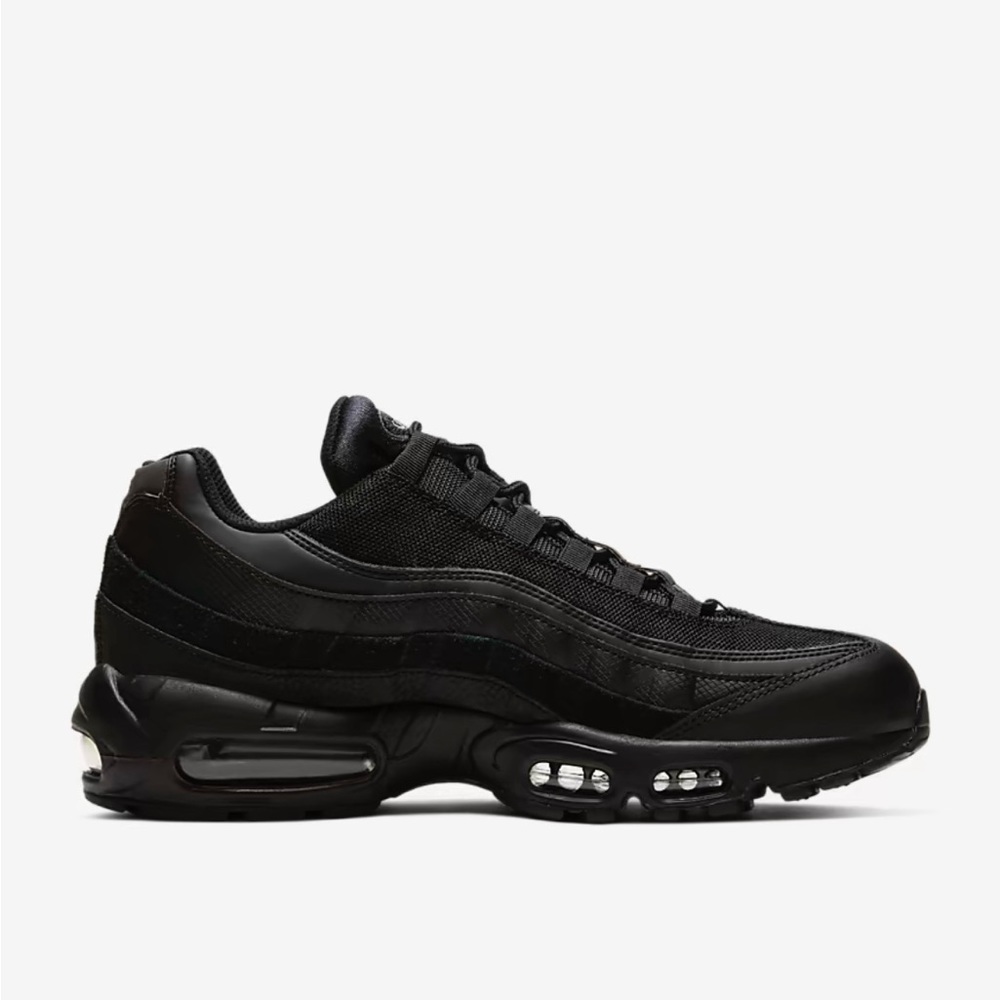 Men’s Nike air max 95 essentials